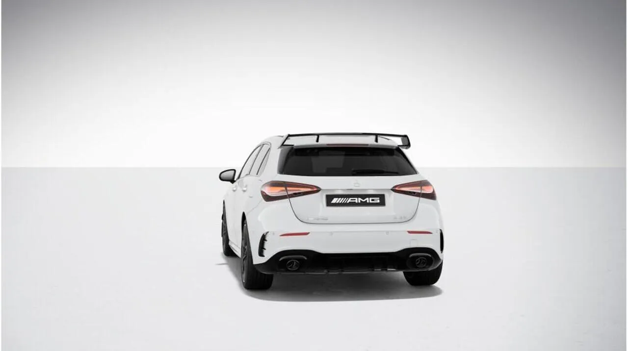 Mercedes-Benz A-Class photo 4