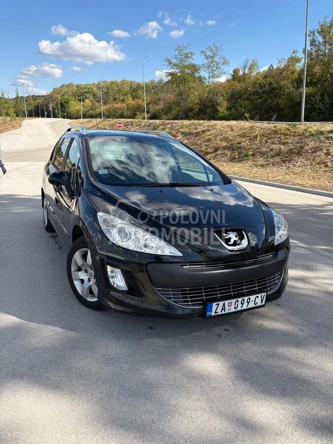 Peugeot 308 2008 photo 5
