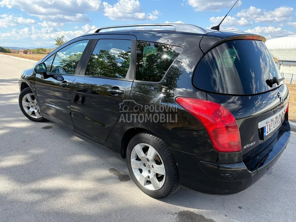 Peugeot 308 2008 photo 3