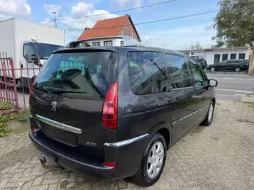 Peugeot 208 2009 photo 3