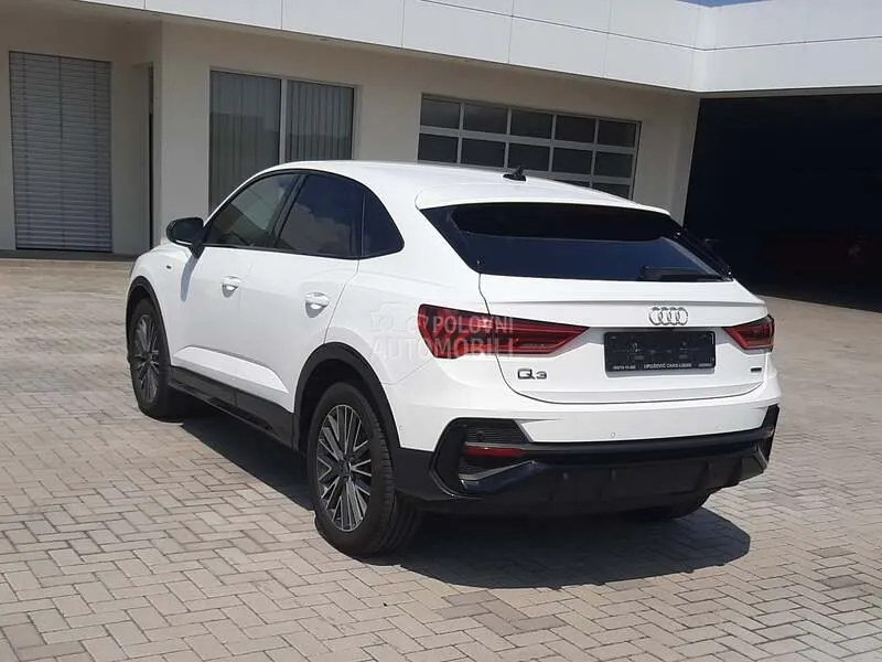 Audi Q3 2022 photo 4
