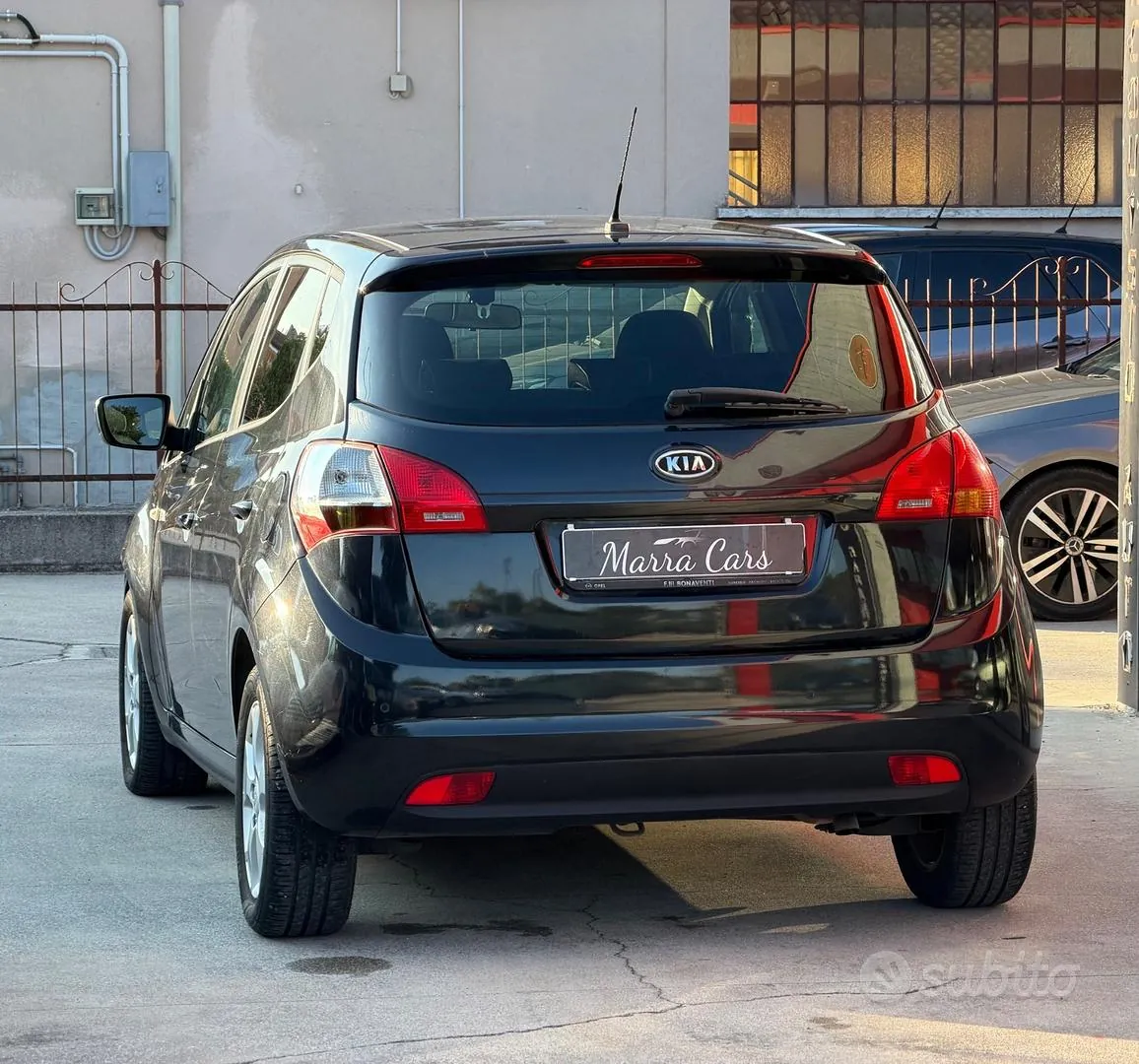Kia Venga 2010 photo 5