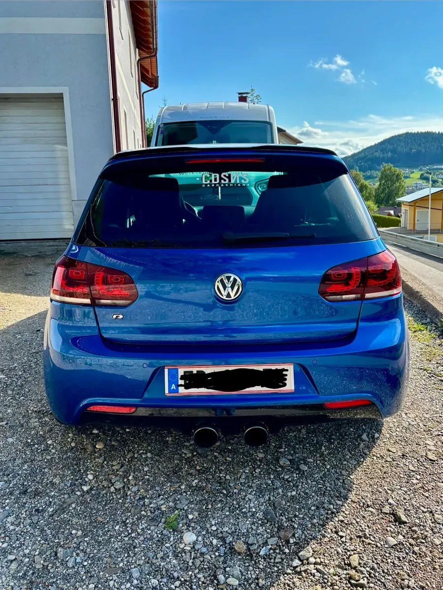 Volkswagen Golf 2011 photo 3