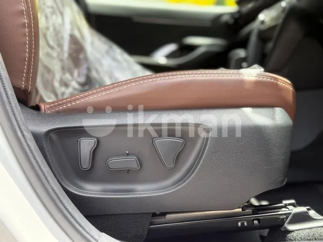 Toyota Yaris Cross 2025 photo 5