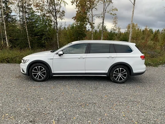Volkswagen Passat Alltrack 2018 photo 3