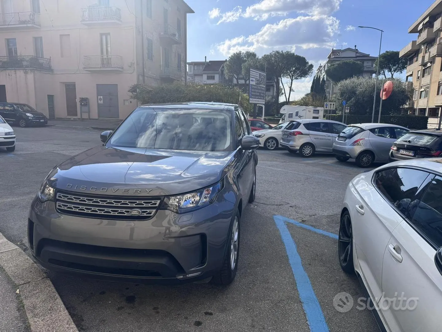 Land Rover Discovery 2017 photo 4