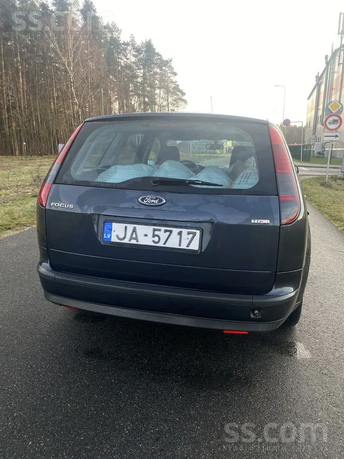 Ford Focus 2007 photo 3