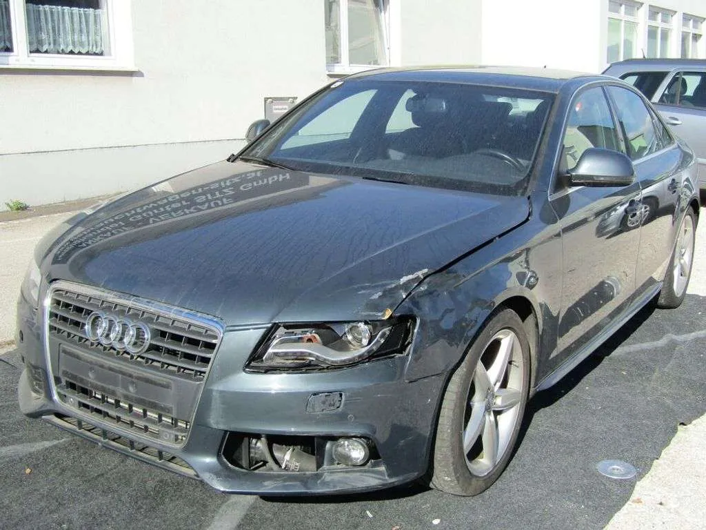 Audi A4 2009 photo 3