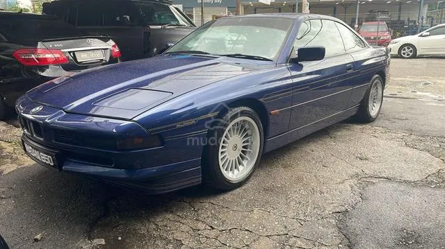 BMW 8 Series