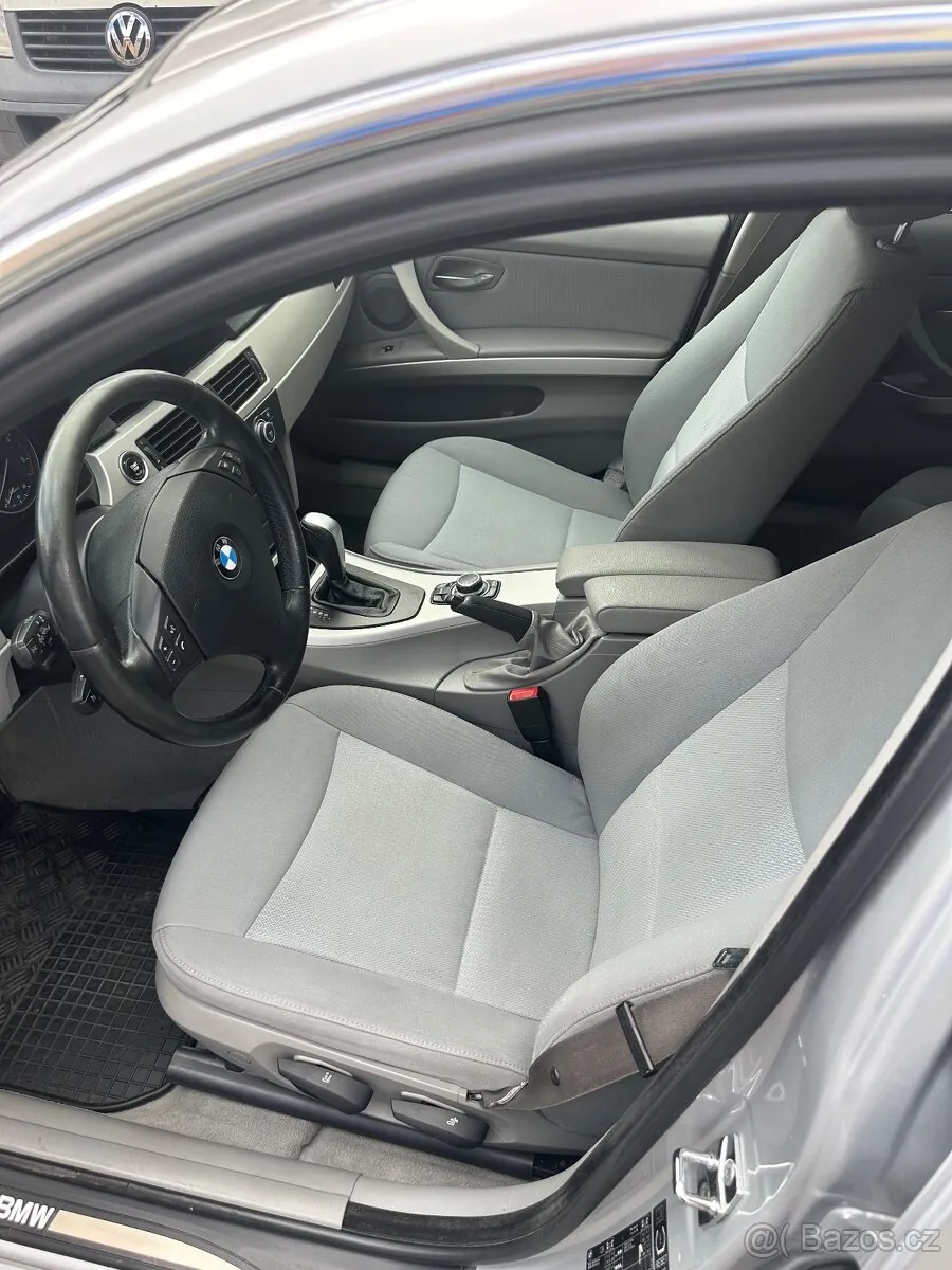 BMW 325 2009 photo 5