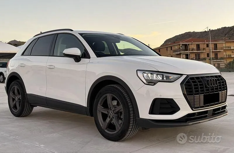 Audi Q3 2021 photo 3