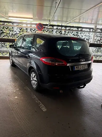 Ford S-Max 2011 photo 4