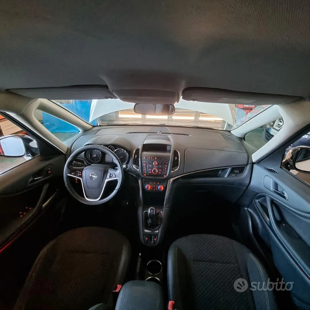 Opel Zafira 2015 photo 5