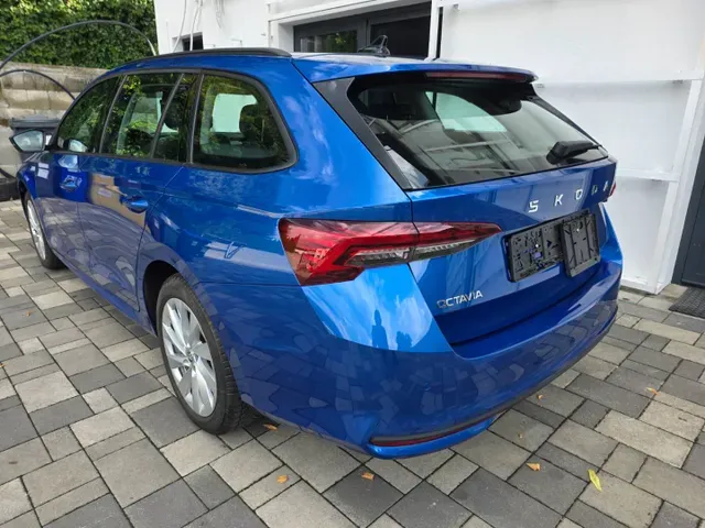 Skoda Octavia Combi 2024 photo 4
