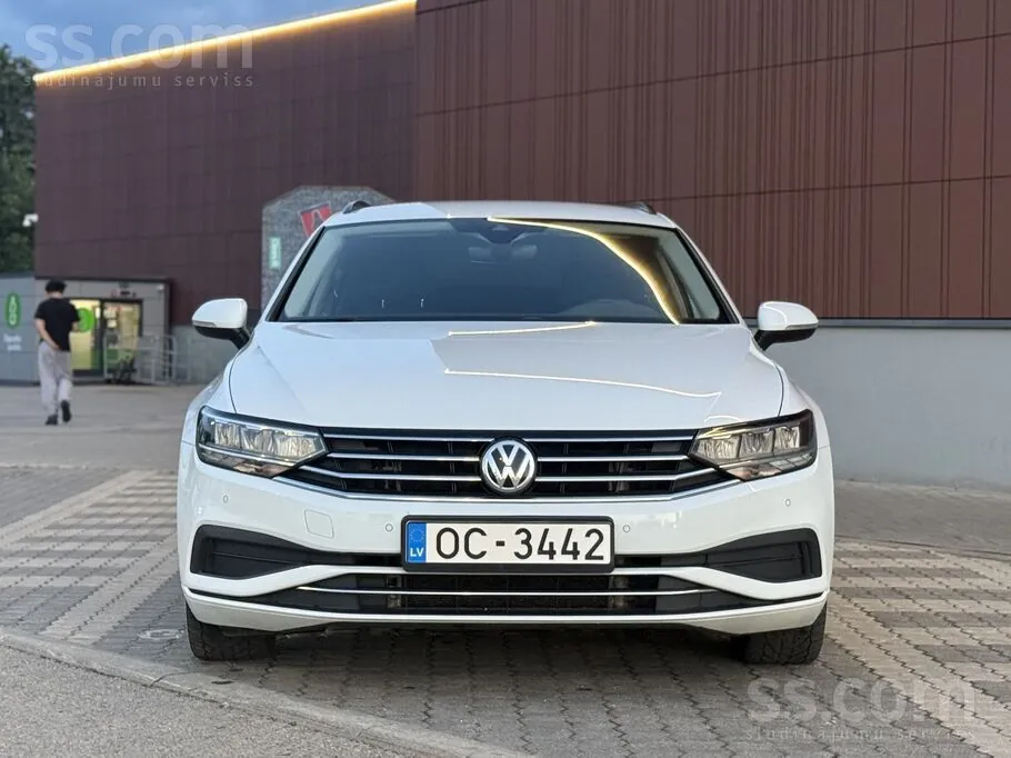 Volkswagen Passat 2020 photo 2