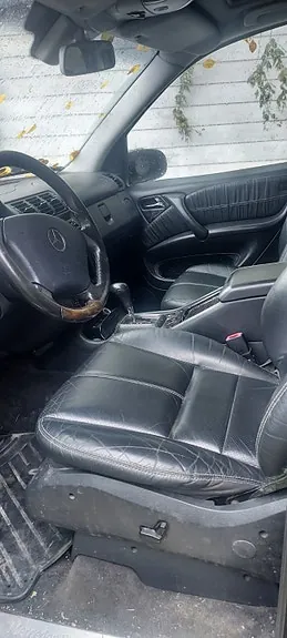 Mercedes-Benz Ml270
