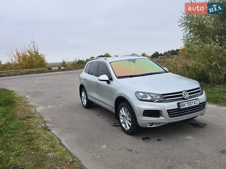 Volkswagen Touareg 2010 photo 3