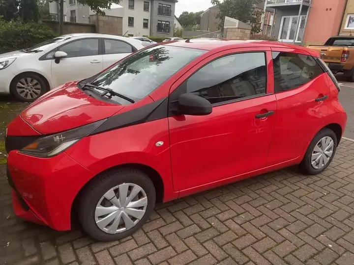 Toyota Aygo 2017 photo 2