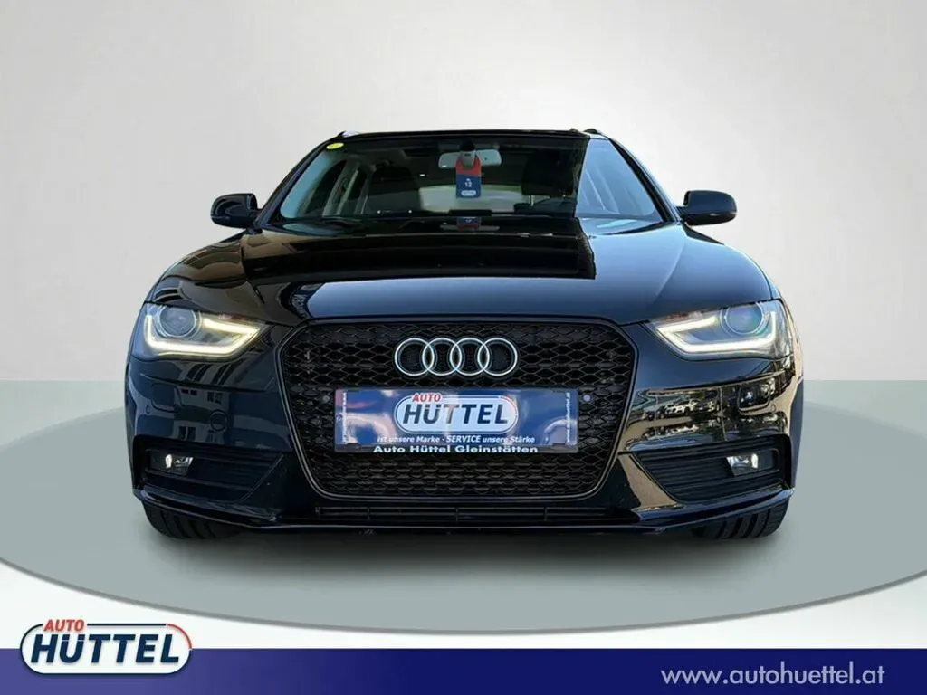 Audi A4 2012 photo 2