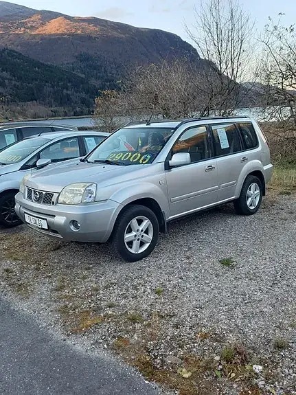 Nissan X-Trail 2003 photo 2