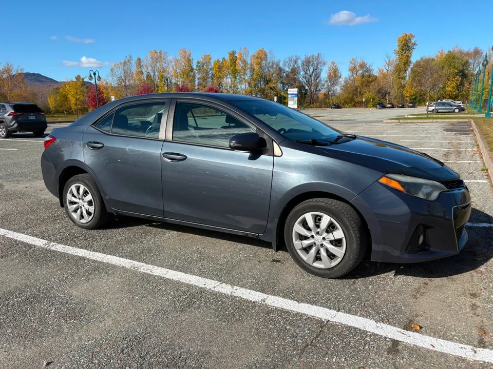 Toyota Corolla 2015 photo 2