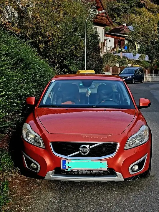 Volvo C30 2011 photo 2