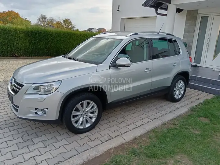 Volkswagen Tiguan 2009 photo 2