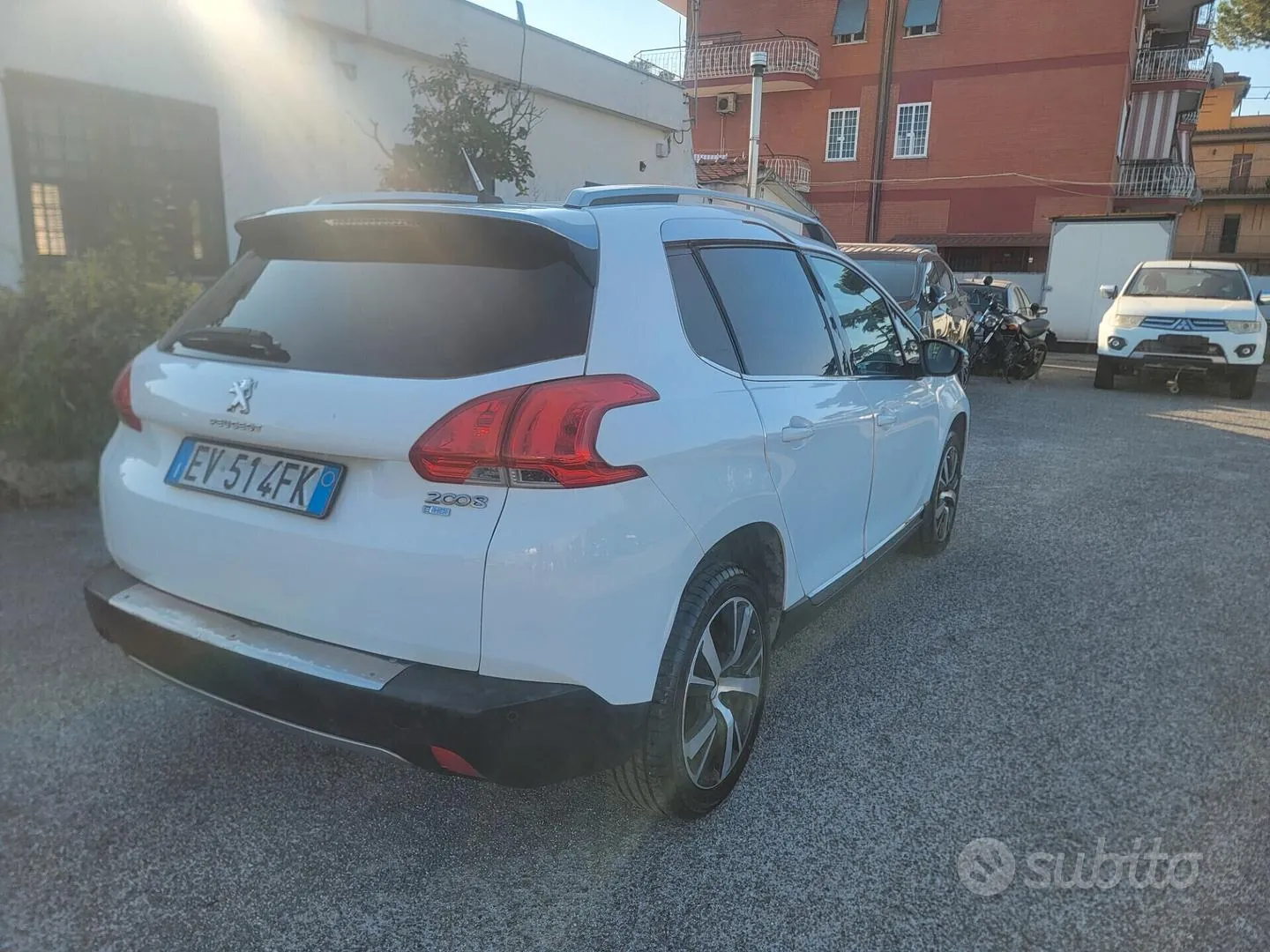 Peugeot 2008 2014 photo 4