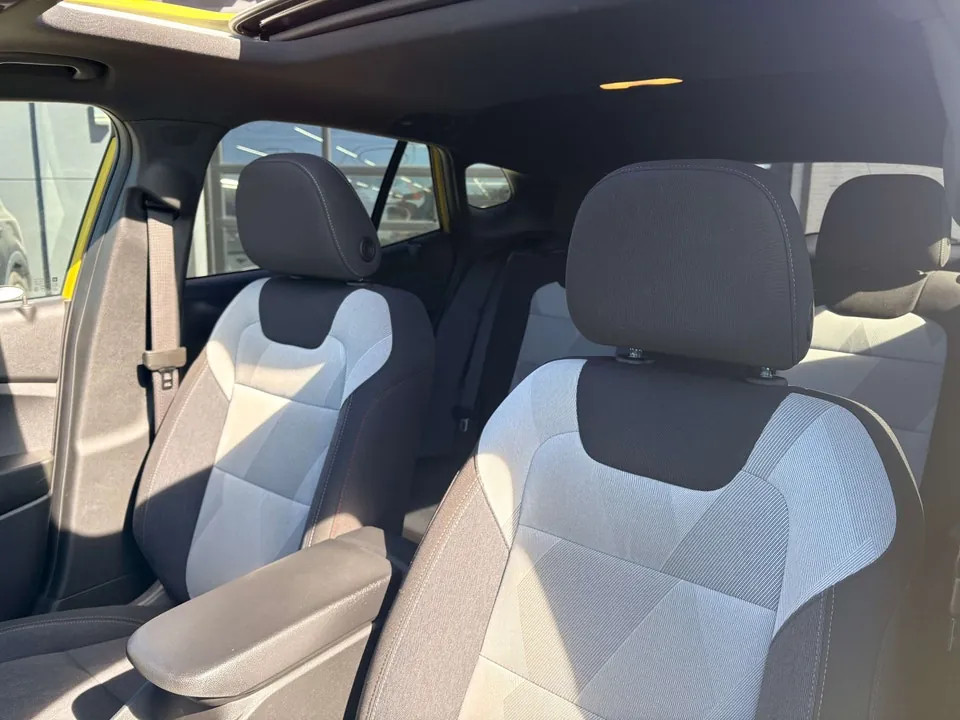 Chevrolet Trax 2024 photo 2