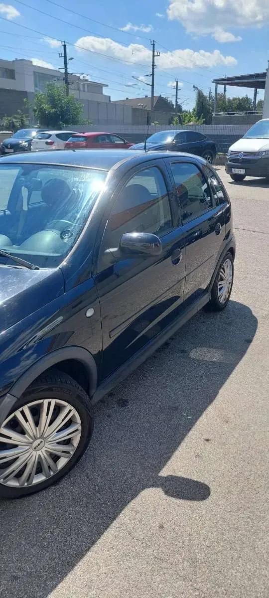 Opel Corsa 2006 photo 2