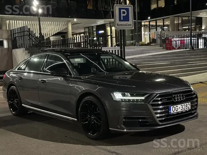Audi A8 2018 photo 3
