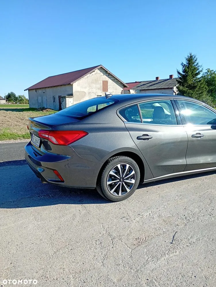 Ford Focus 2020 photo 4