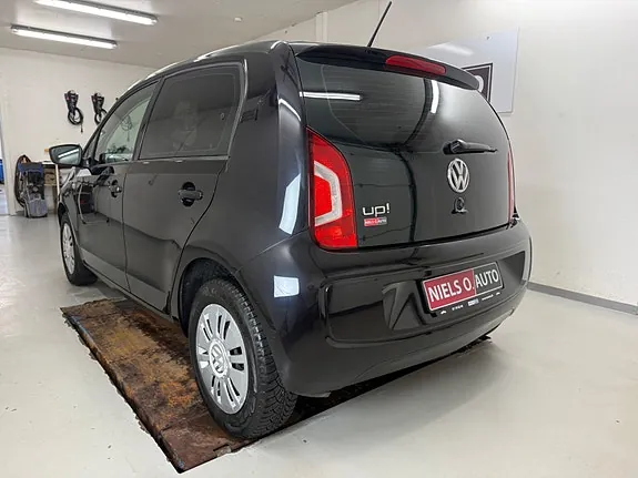 Volkswagen Up 2014 photo 3
