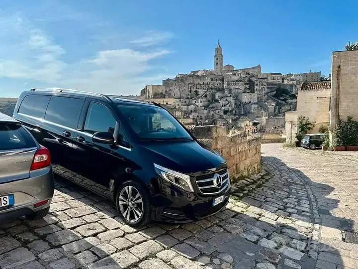Mercedes-Benz Class V 2015 photo 3