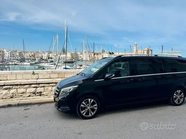 Mercedes-Benz Class V 2015 photo 2