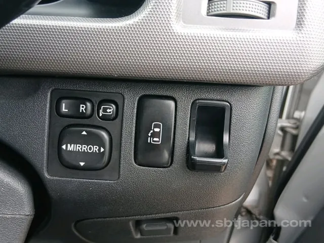 Toyota Hiace 2005 photo 3
