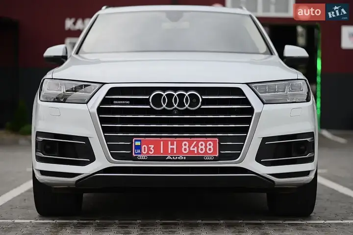 Audi Q7 2015 photo 3