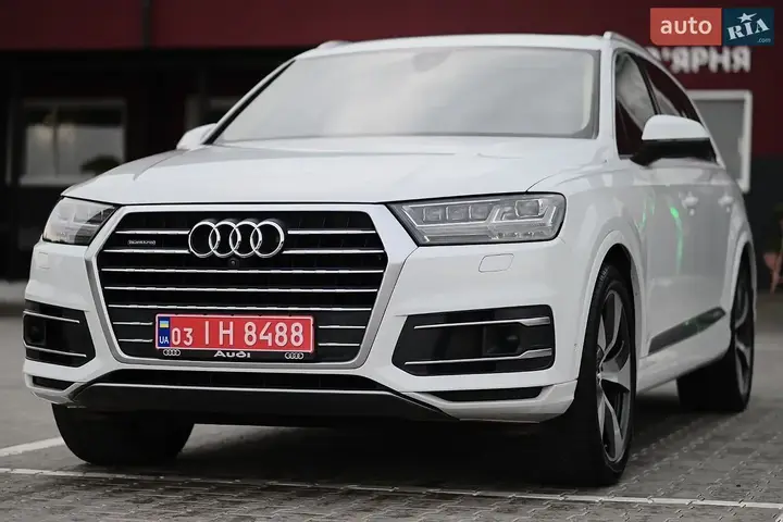 Audi Q7 2015 photo 5