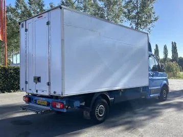 Volkswagen Crafter 2021 photo 2