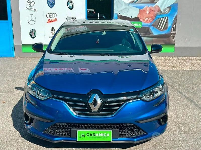 Renault Megane 2018 photo 2