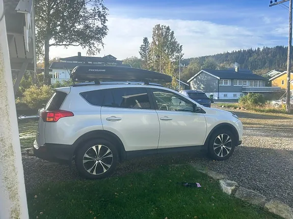 Toyota Rav4 2014 photo 3