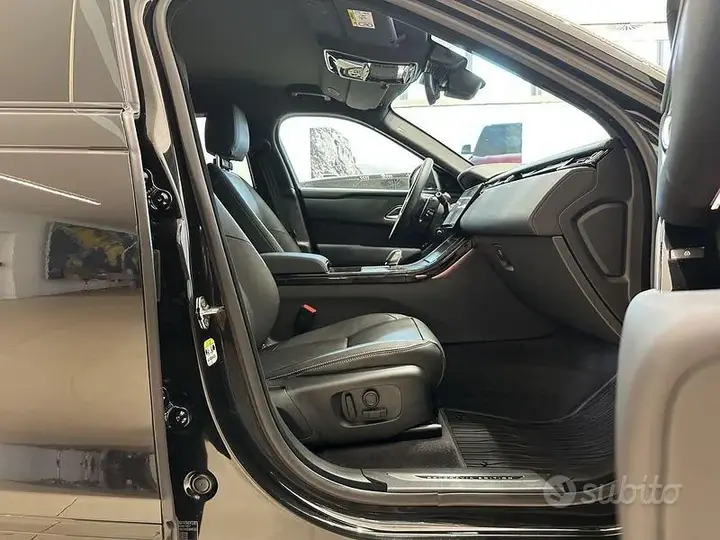 Land Rover Velar 2026 photo 3