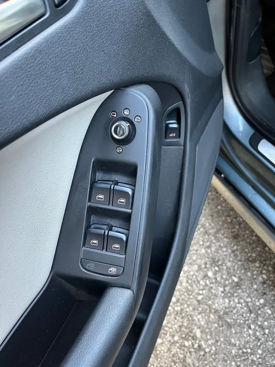 Audi A4 Allroad 2010 photo 3