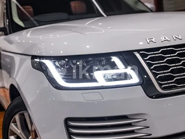 Land Rover Range Rover 2019 photo 2