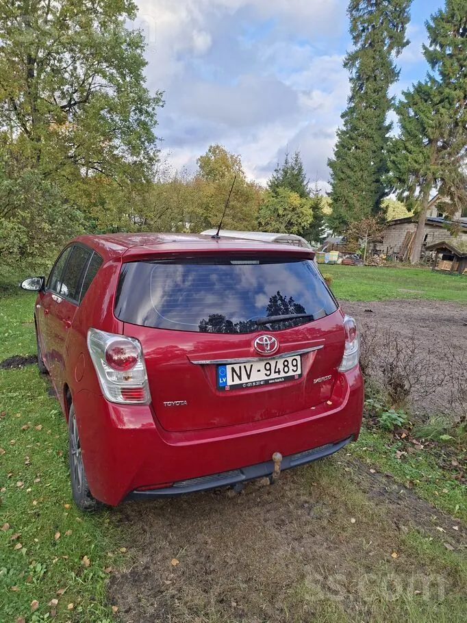 Toyota Verso 2013 photo 3