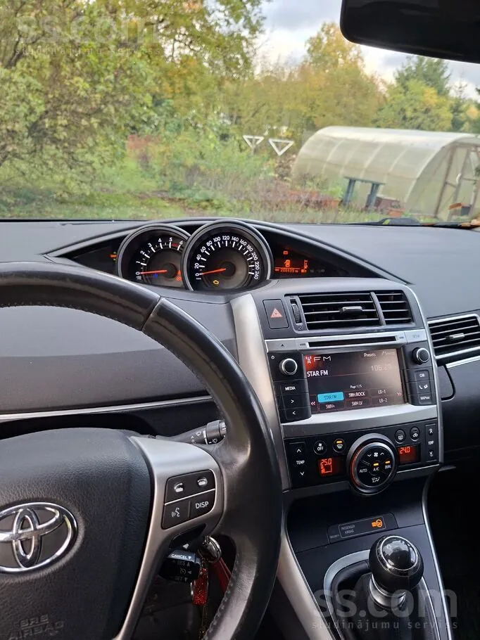 Toyota Verso 2013 photo 4