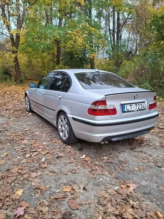BMW E46 2003 photo 5