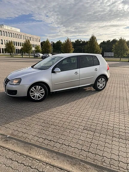 Volkswagen Golf 2008 photo 2