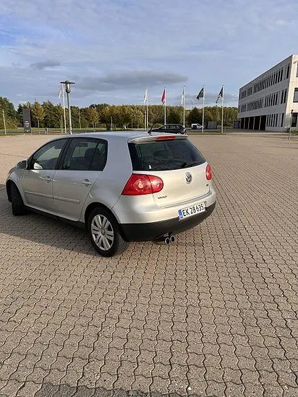 Volkswagen Golf 2008 photo 3