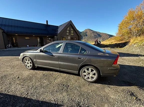 Volvo S60 2004 photo 2